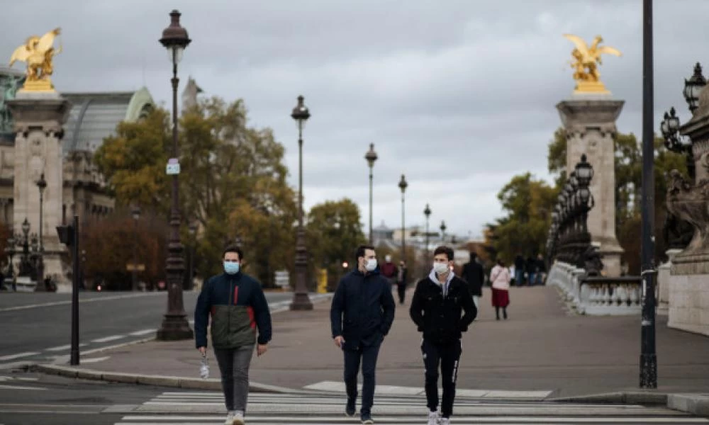 Γαλλία: Το lockdown θα παραταθεί μέχρι το επόμενο καλοκαίρι